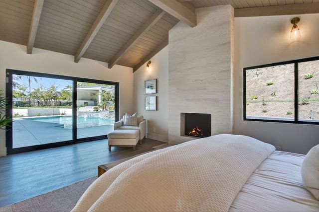 1301 Smokewood Drive, North Tustin, CA 92705