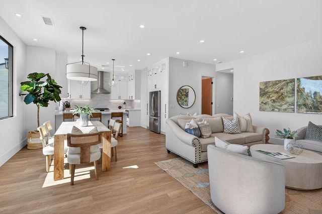 1301 Smokewood Drive, North Tustin, CA 92705