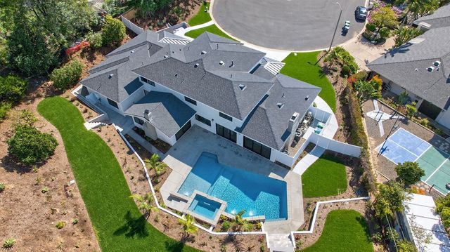 1301 Smokewood Drive, North Tustin, CA 92705