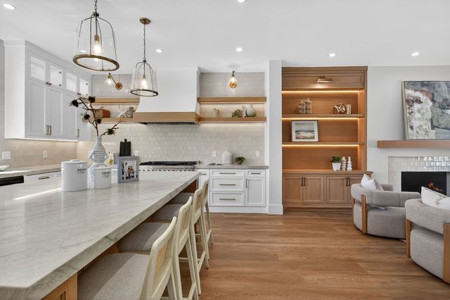 1301 Smokewood Drive, North Tustin, CA 92705