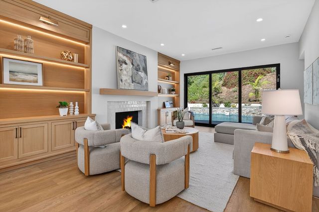 1301 Smokewood Drive, North Tustin, CA 92705