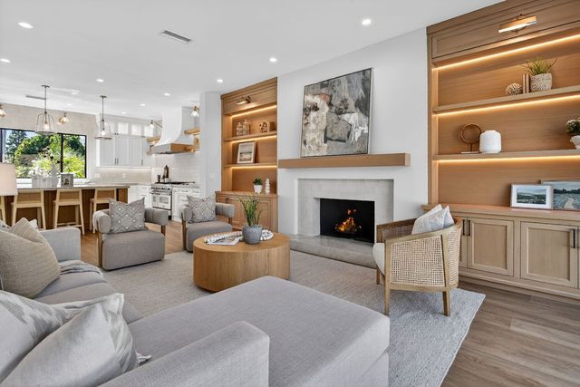 1301 Smokewood Drive, North Tustin, CA 92705