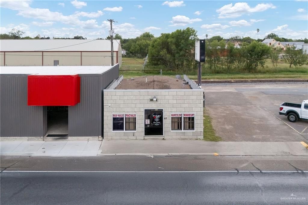 610 E 9th Street, Mission, TX 78572