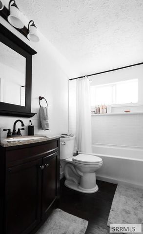 1045 SE Bonneville Drive, Idaho Falls, ID 83404