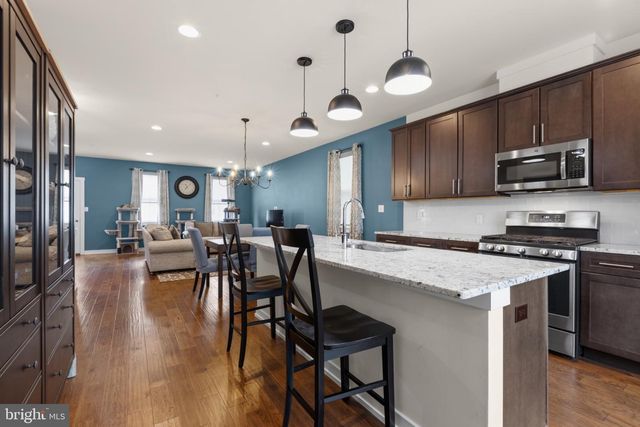 127 PRINCE GEORGE, Bensalem, PA 19020