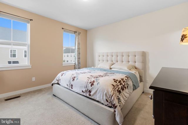 127 PRINCE GEORGE, Bensalem, PA 19020