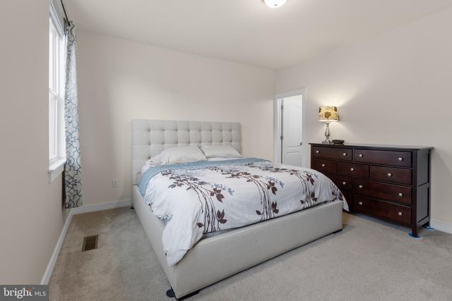 127 PRINCE GEORGE, Bensalem, PA 19020