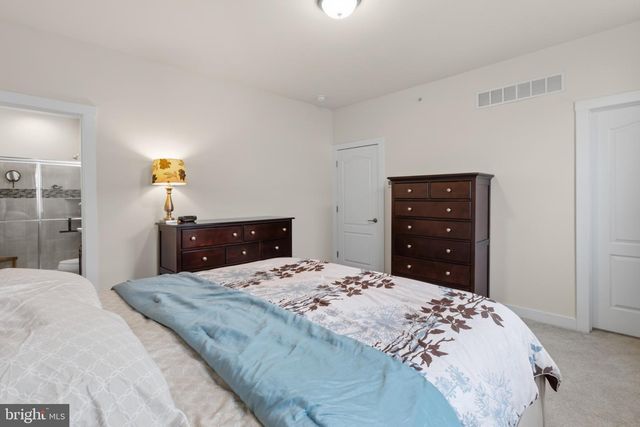 127 PRINCE GEORGE, Bensalem, PA 19020