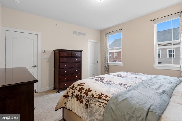 127 PRINCE GEORGE, Bensalem, PA 19020