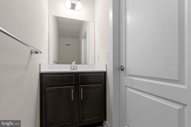 127 PRINCE GEORGE, Bensalem, PA 19020