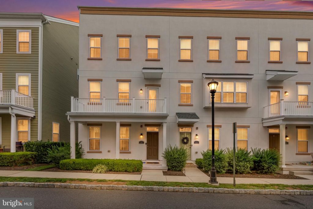 127 PRINCE GEORGE, Bensalem, PA 19020