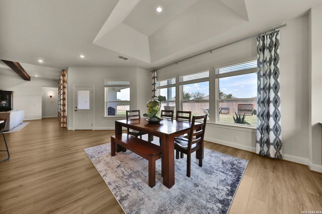 195 Piper, Castroville, TX 78009