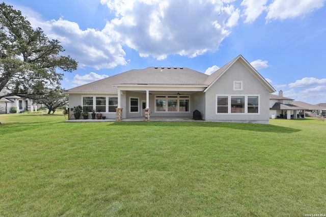 195 Piper, Castroville, TX 78009