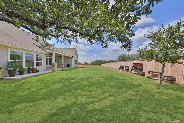 195 Piper, Castroville, TX 78009