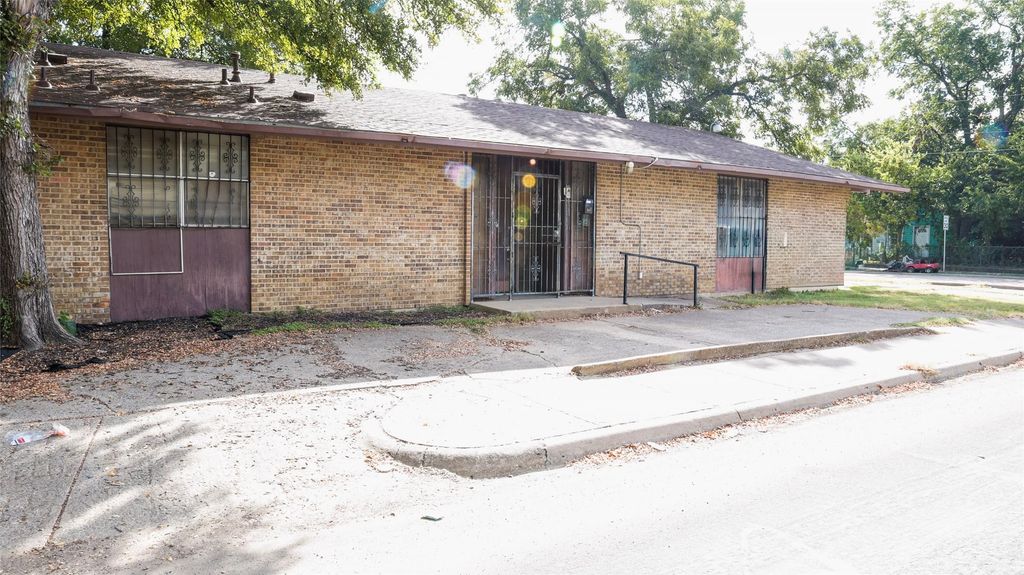 3530 Puget St, Dallas, TX 75212 — photo 3