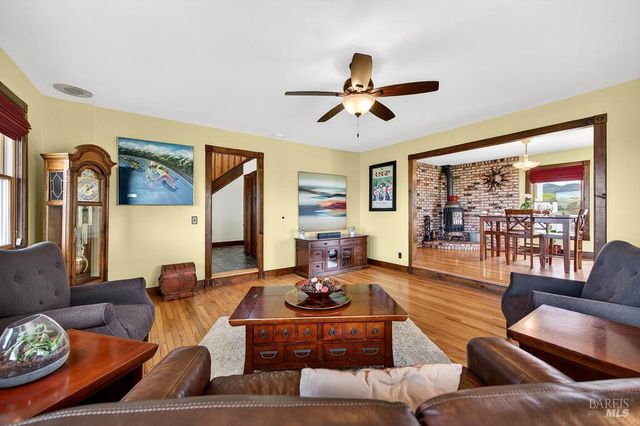 3672 Cantelow Rd, Vacaville, CA 95688