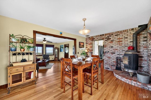 3672 Cantelow Rd, Vacaville, CA 95688