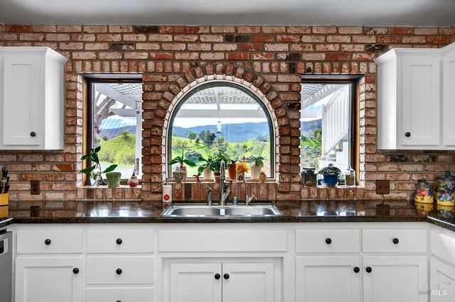 3672 Cantelow Rd, Vacaville, CA 95688