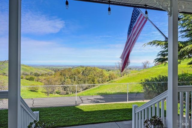 3672 Cantelow Rd, Vacaville, CA 95688