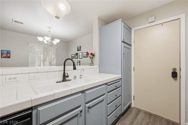 8452 Boseck Drive 154, Las Vegas, NV 89145