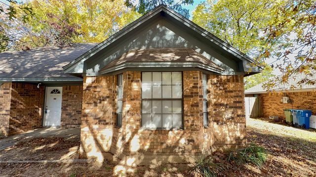 609 Main Street, Roanoke, TX 76262