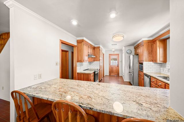 12092 S Tom Stokes Ct, Baton Rouge, LA 70810