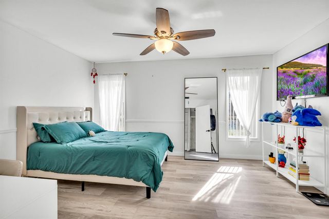 3880 NW 2nd Court, Deerfield Beach, FL 33442