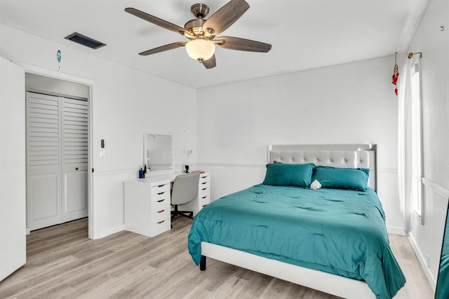 3880 NW 2nd Court, Deerfield Beach, FL 33442