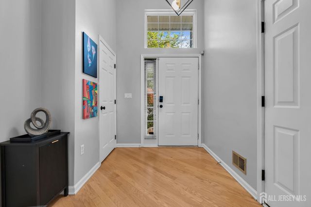 29 HANNA Lane, Old Bridge, NJ 08879