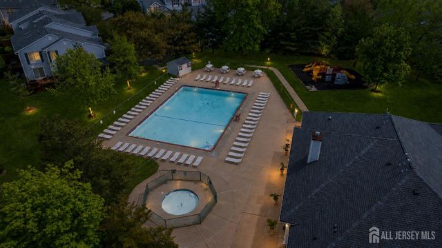 29 HANNA Lane, Old Bridge, NJ 08879