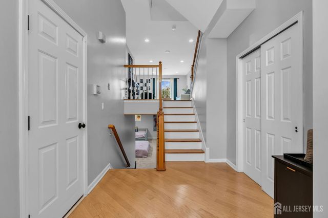 29 HANNA Lane, Old Bridge, NJ 08879