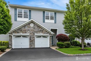 29 HANNA Lane, Old Bridge, NJ 08879