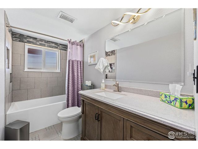 7255 S Dexter St, Centennial, CO 80122