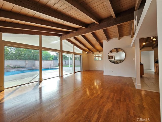 17530 Tuba Street, Northridge, CA 91325