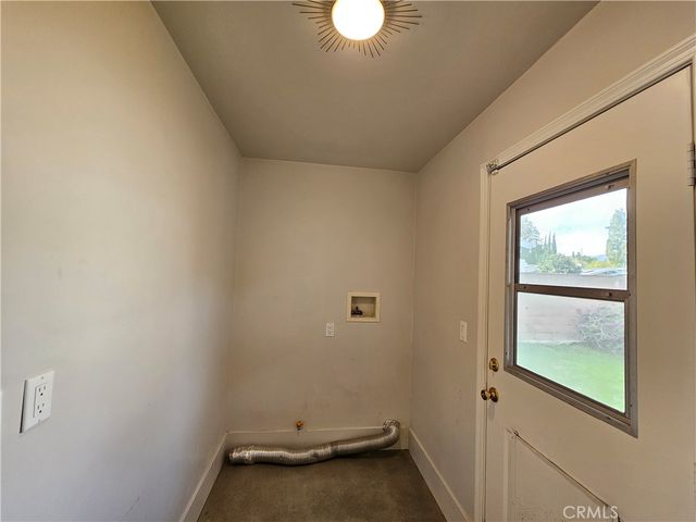 17530 Tuba Street, Northridge, CA 91325