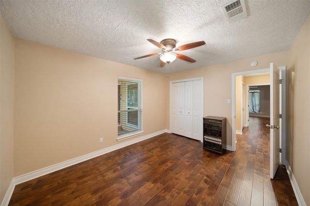 706 Enchanted River Drive, Spring, TX 77388