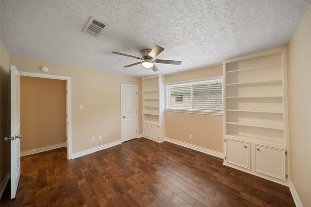 706 Enchanted River Drive, Spring, TX 77388