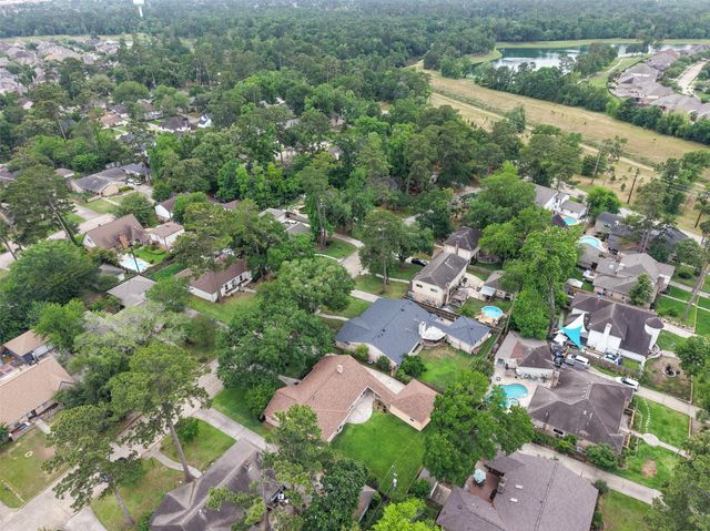 706 Enchanted River Drive, Spring, TX 77388