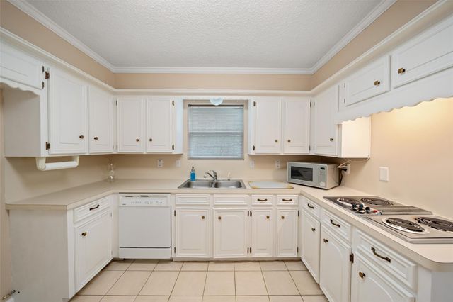 706 Enchanted River Drive, Spring, TX 77388