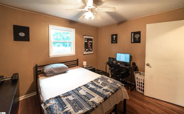10 Danbury Lane, Mauldin, SC 29662