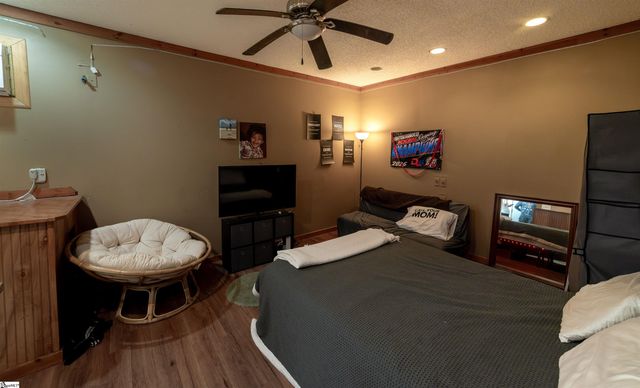 10 Danbury Lane, Mauldin, SC 29662