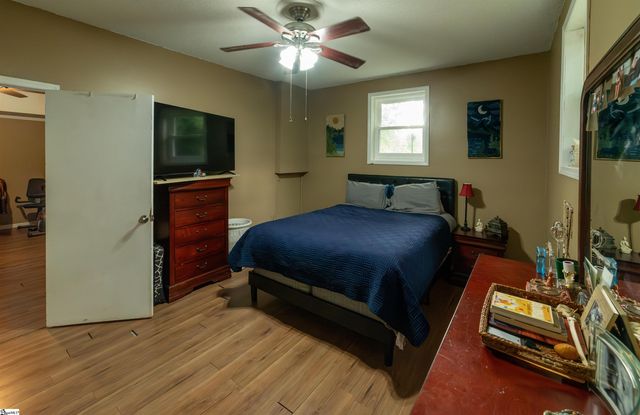 10 Danbury Lane, Mauldin, SC 29662