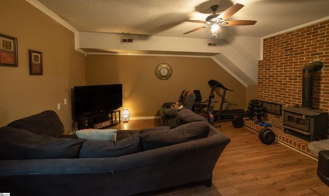 10 Danbury Lane, Mauldin, SC 29662