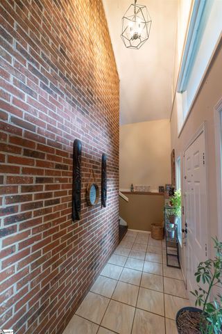 10 Danbury Lane, Mauldin, SC 29662