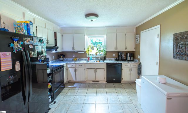 10 Danbury Lane, Mauldin, SC 29662