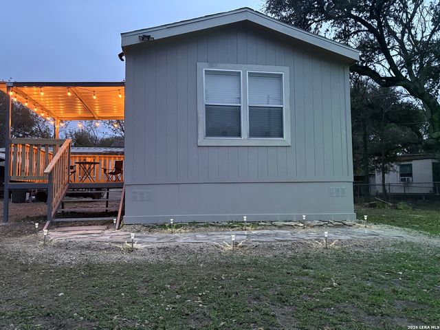 12106 Grapevine, San Antonio, TX 78245