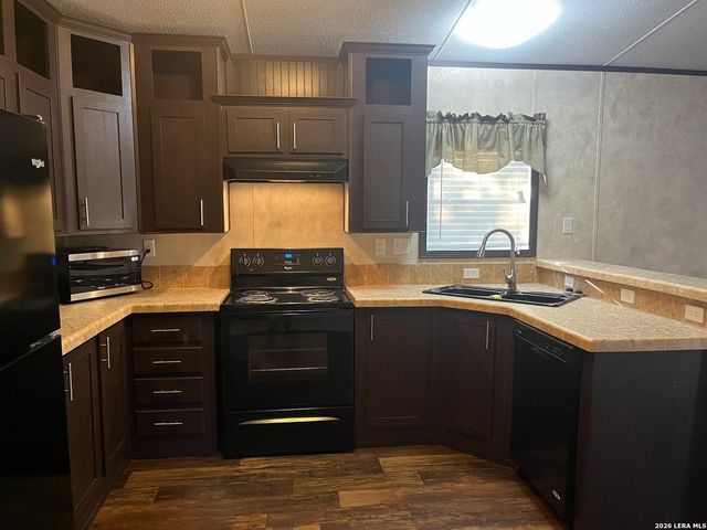 12106 Grapevine, San Antonio, TX 78245