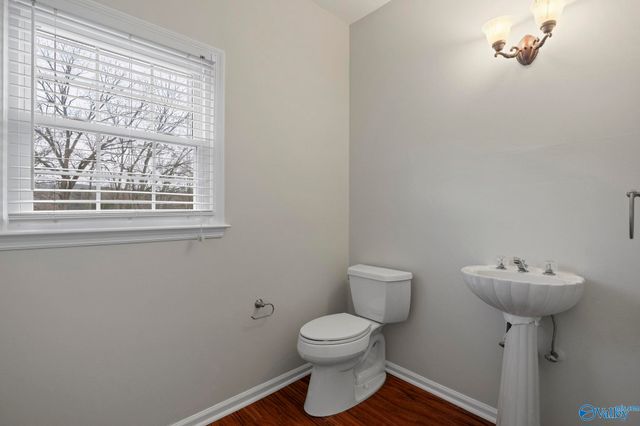 929 E Cave Spring Road, Decatur, AL 35603