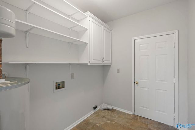 929 E Cave Spring Road, Decatur, AL 35603