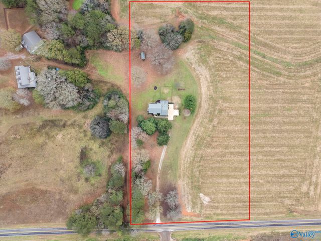 929 E Cave Spring Road, Decatur, AL 35603